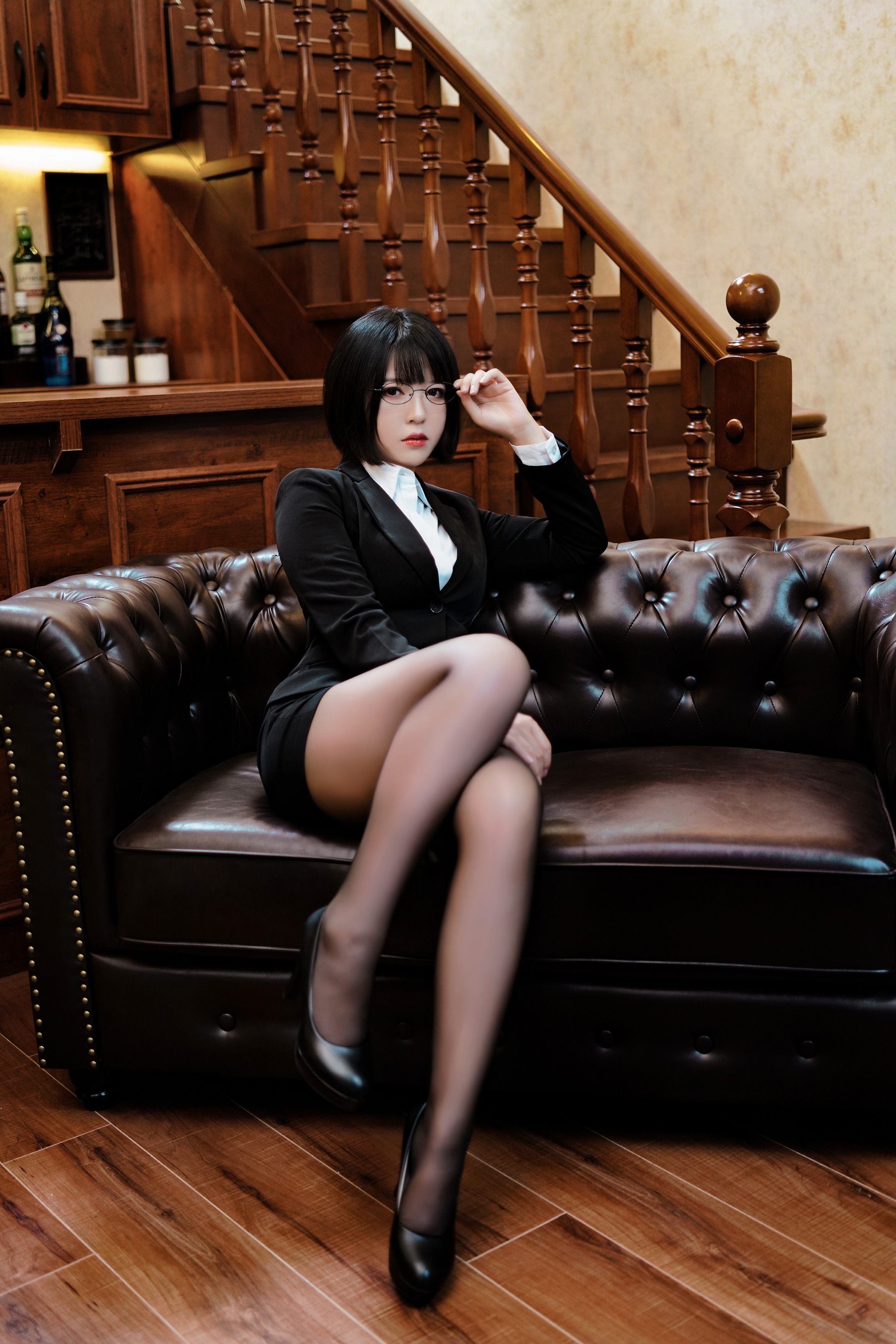 半半子 - NO.024 OL様 [37P]-XikXak